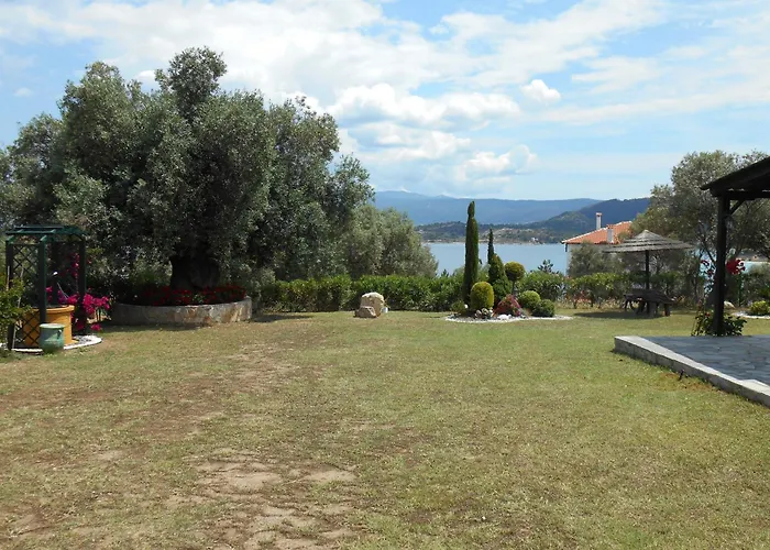 Heliactida House